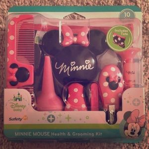 Minnie Mouse Health & Grooming Kit SAVE W/BUNDLE